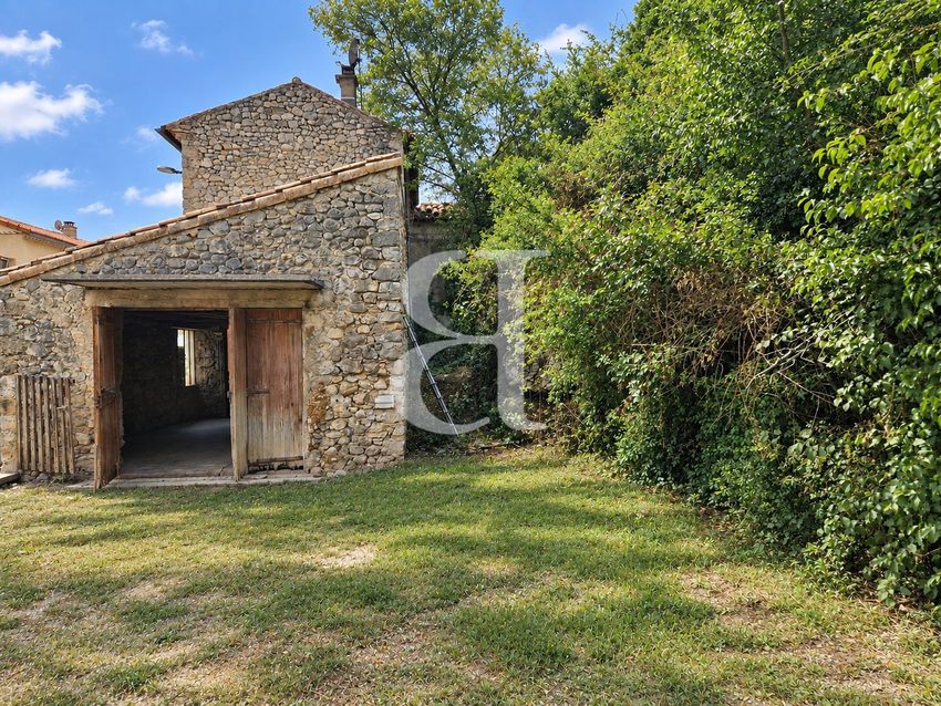 Image Façade à  maison individuelle de Sahune