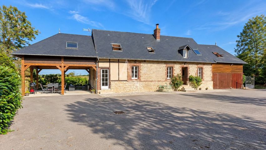 Image Façade à  maison individuelle de Ménerval