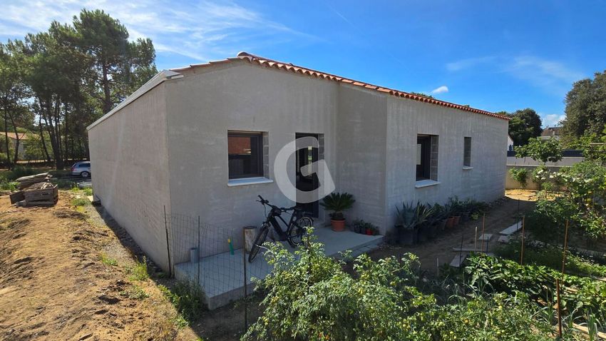 Image Façade à  maison individuelle de Jard-sur-Mer