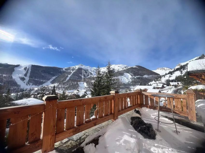Image Vue à  chalet de montagne de Saint-Étienne-de-Tinée