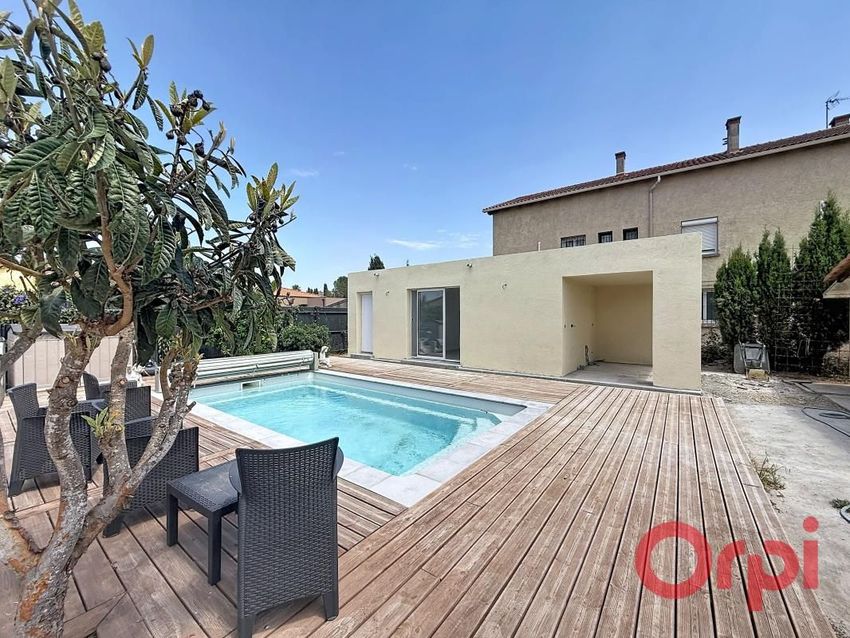 Image Piscine à  maison individuelle de Pia