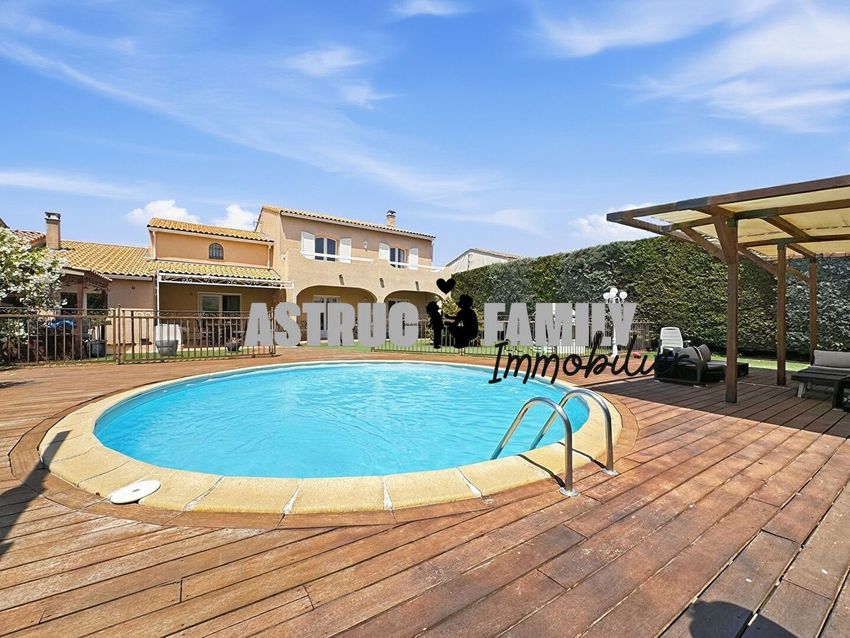 Image Piscine à  maison mitoyenne de Le Grau-du-Roi