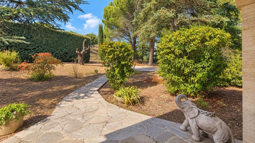 Image Jardin à  propriété agricole de Gréoux-les-Bains