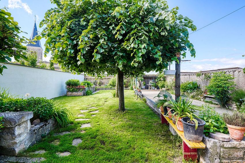 Image Jardin à  maison individuelle de Saint-Trivier-sur-Moignans