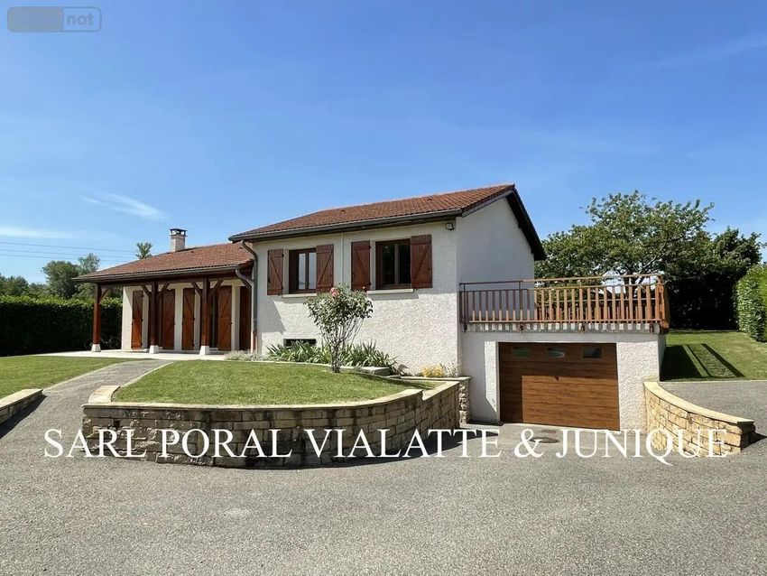 Image Façade à  maison individuelle de Leyment