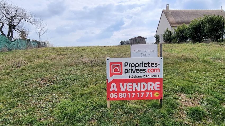 Image de terrain à Berchères-Saint-Germain