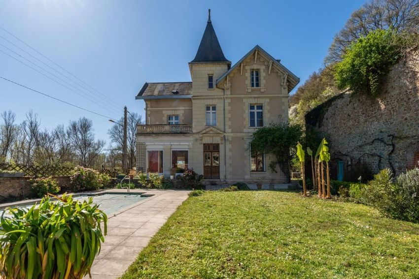 Image Façade à  propriété agricole de Saint-Étienne-de-Chigny