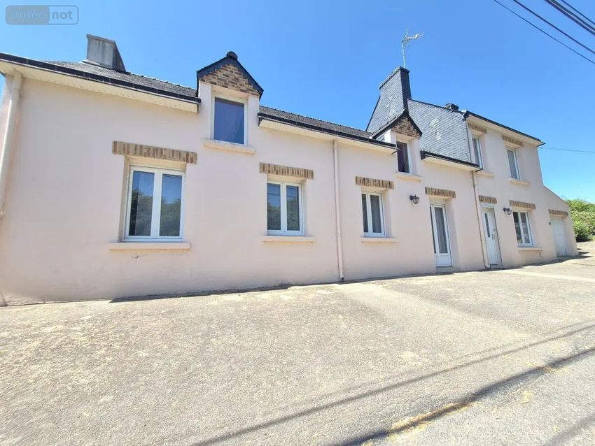 Image Façade à  maison individuelle de Bignan