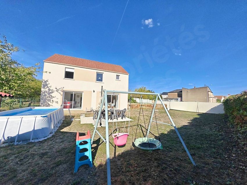 Image Façade à  maison individuelle de Sermaises