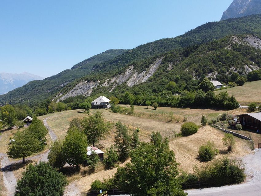 Image Vue à terrain de Savines-le-Lac