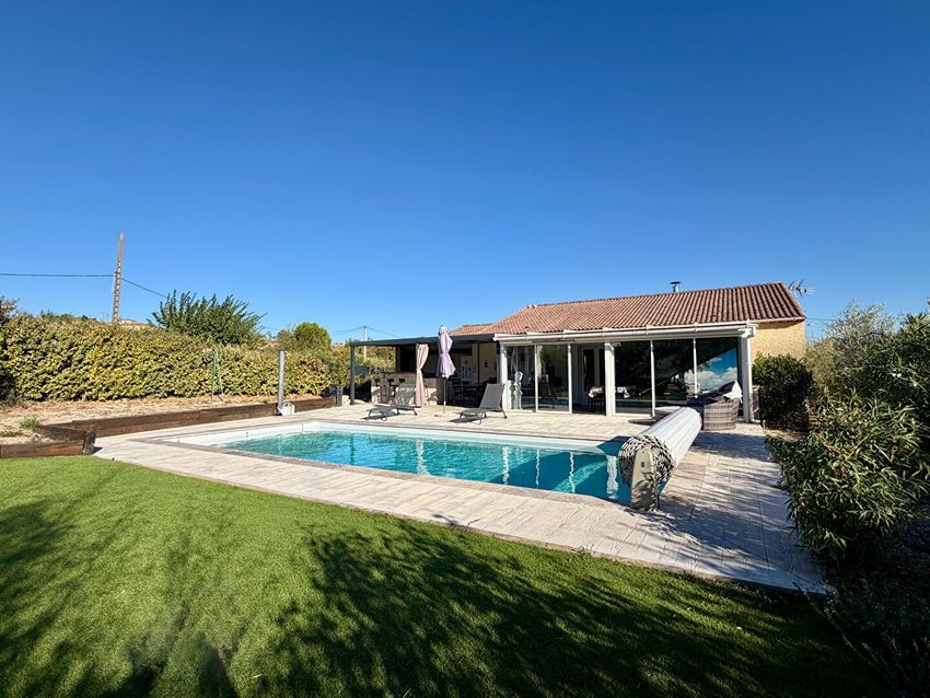 Image Piscine à  maison individuelle de Saint-Sauveur-de-Cruzières
