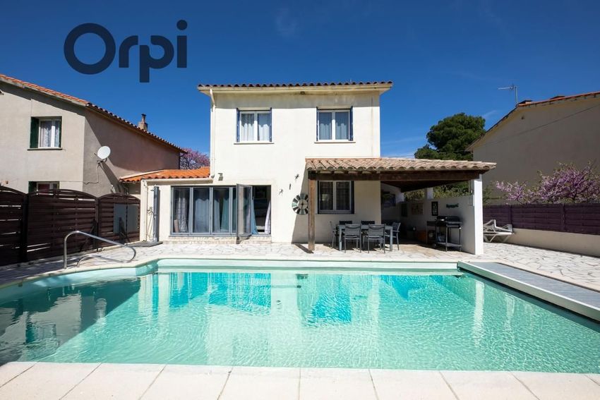 Image Piscine à  maison individuelle de Paziols