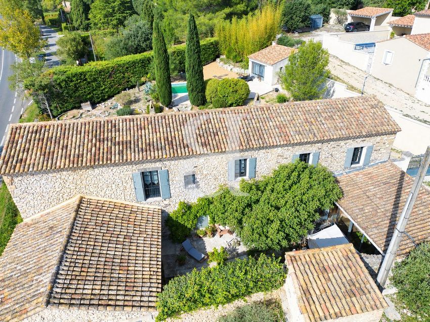 Image Façade à  maison individuelle de Velleron