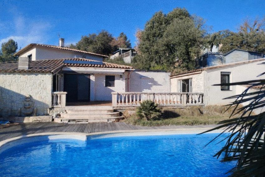 Image Piscine à  villa de Aiglun