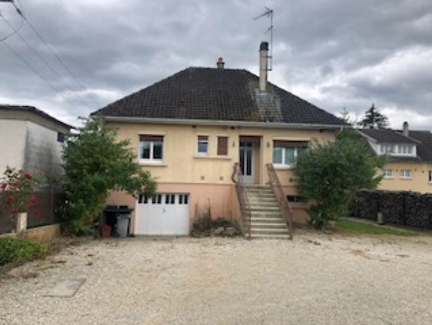 Image Façade à  maison individuelle de Piney