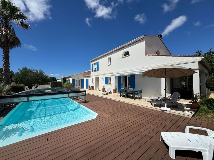 Image Piscine à  maison individuelle de Le Gua