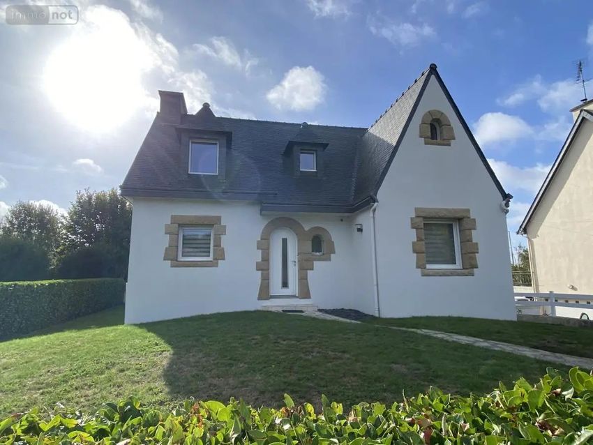 Image Façade à  maison individuelle de Loudéac