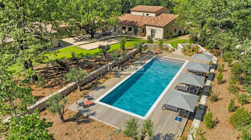 Image Piscine à  villa de Tourves