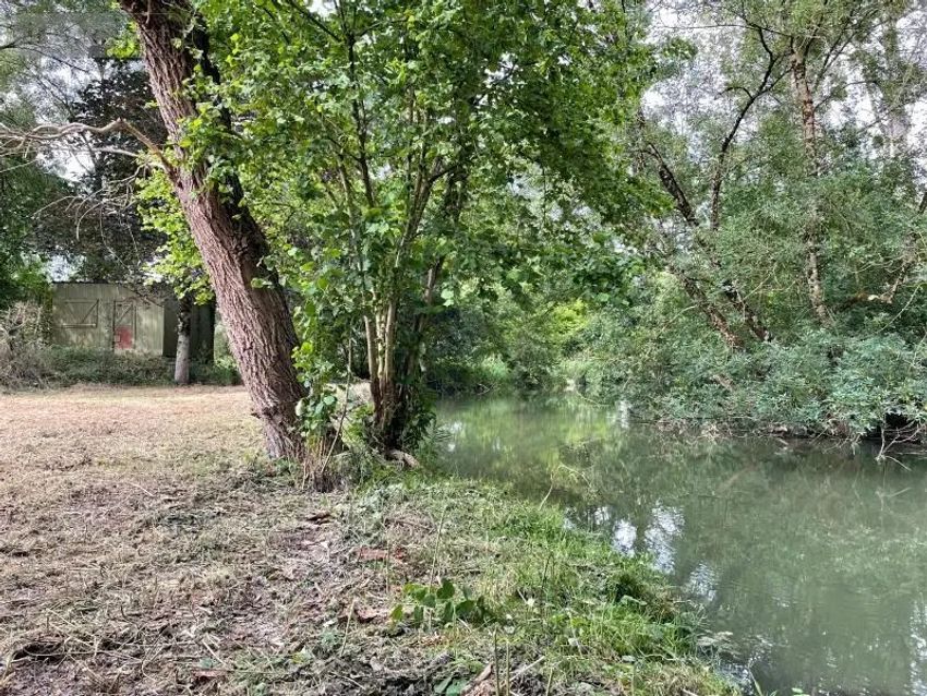 Image de terrain à Azay-sur-Indre
