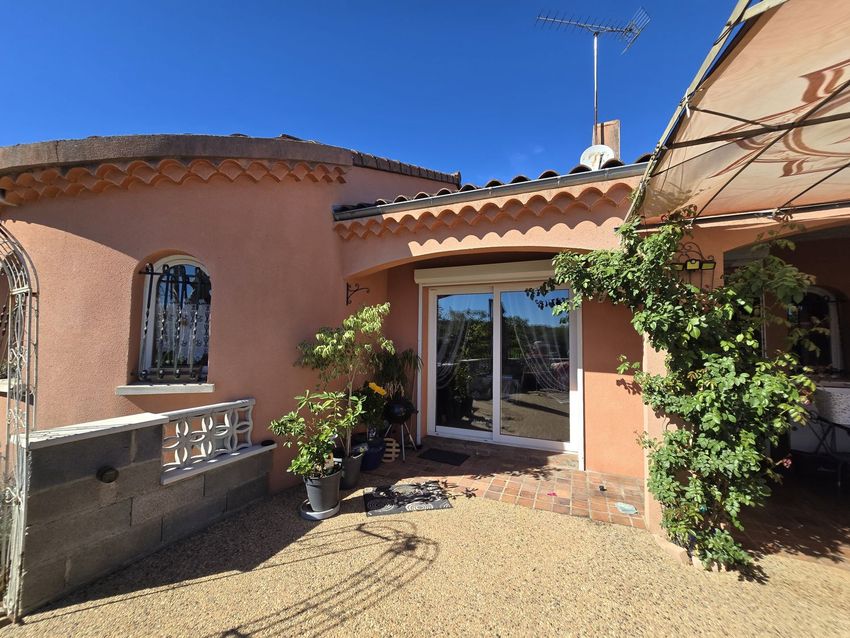 Image Façade à  maison individuelle de Brugheas