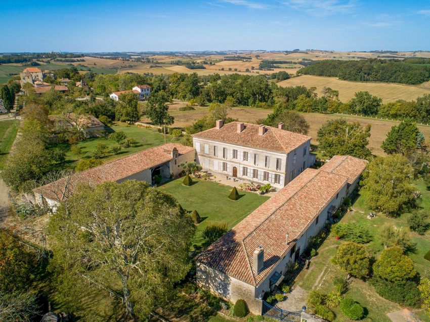Image Façade à  maison individuelle de Saint-Clar
