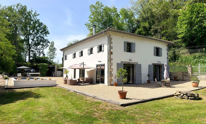 Image Façade à  manoir de Bayonne