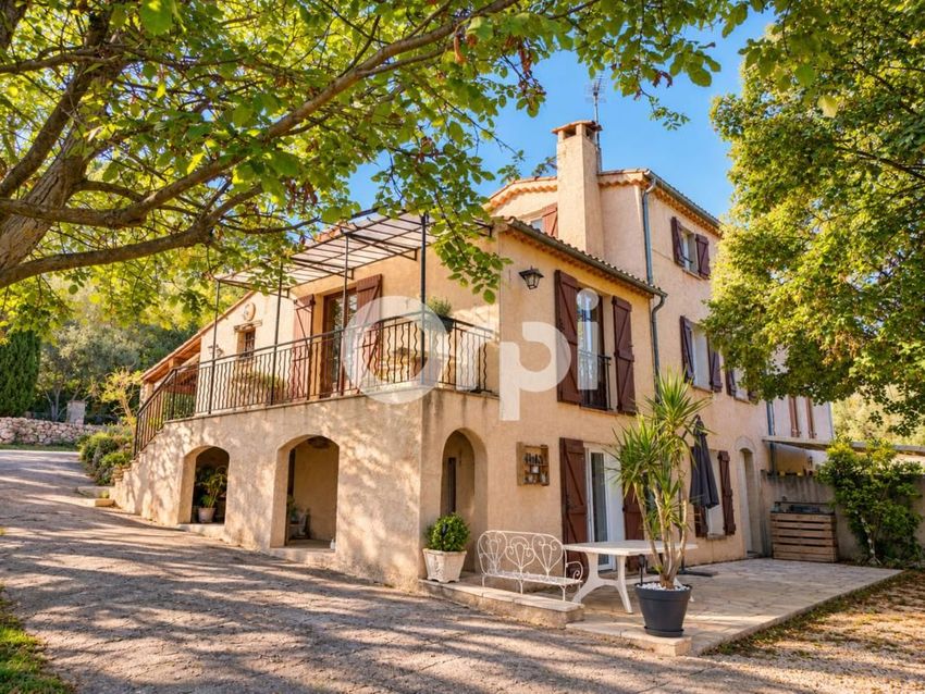 Image Façade à  maison individuelle de Fayence