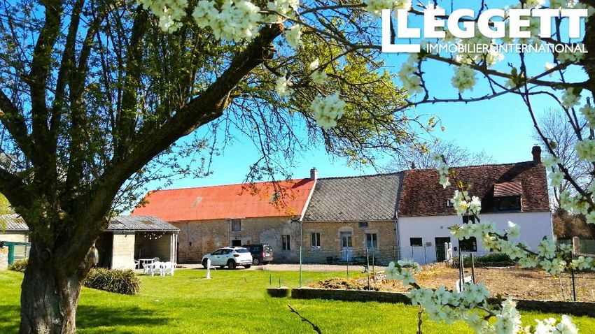 Image Façade à  propriété agricole de Boissei-la-Lande