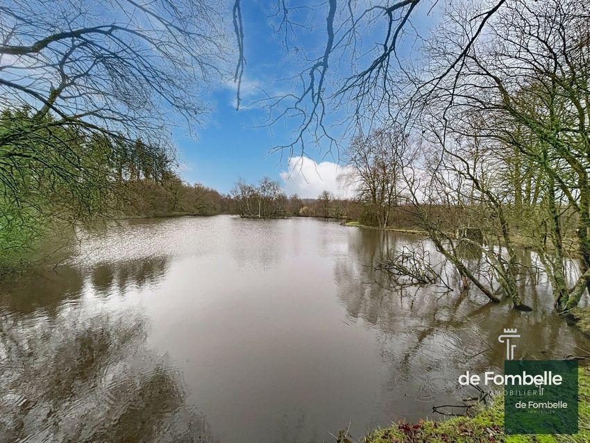 Image Vue à terrain de Magny-le-Désert