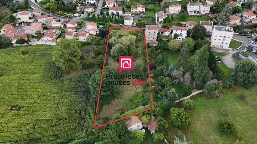 Image de terrain à Saint-Étienne