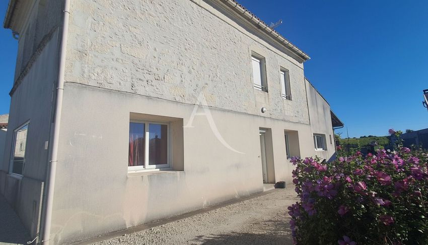Image Façade à  maison individuelle de Lorignac