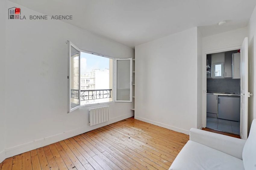 Image Pièce à studio de 6 Rue de l'Assomption