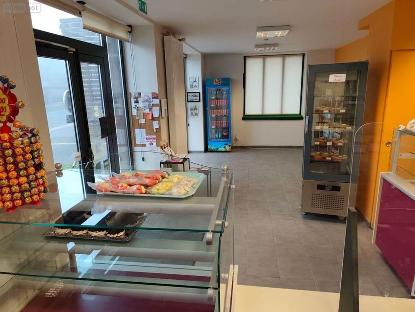 Image de local à Charbonnières-les-Varennes