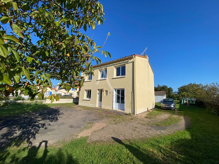 Image Façade à  maison individuelle de Avrillé