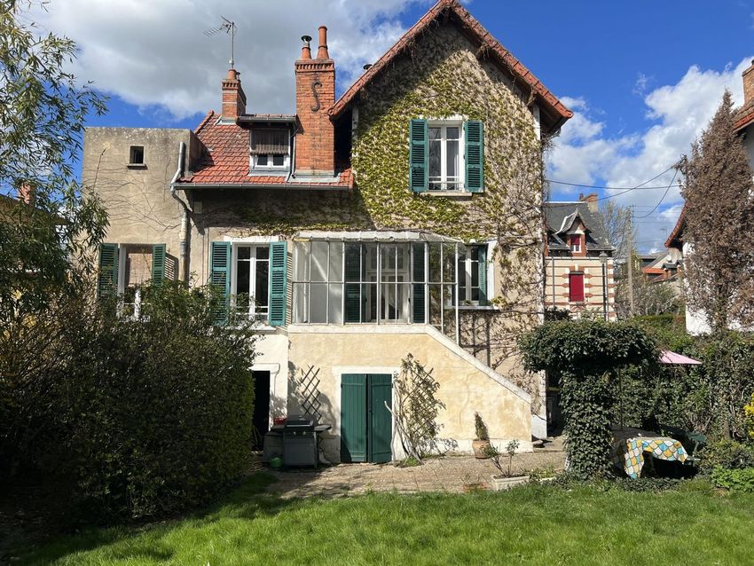 Image Façade à  maison individuelle de Néris-les-Bains