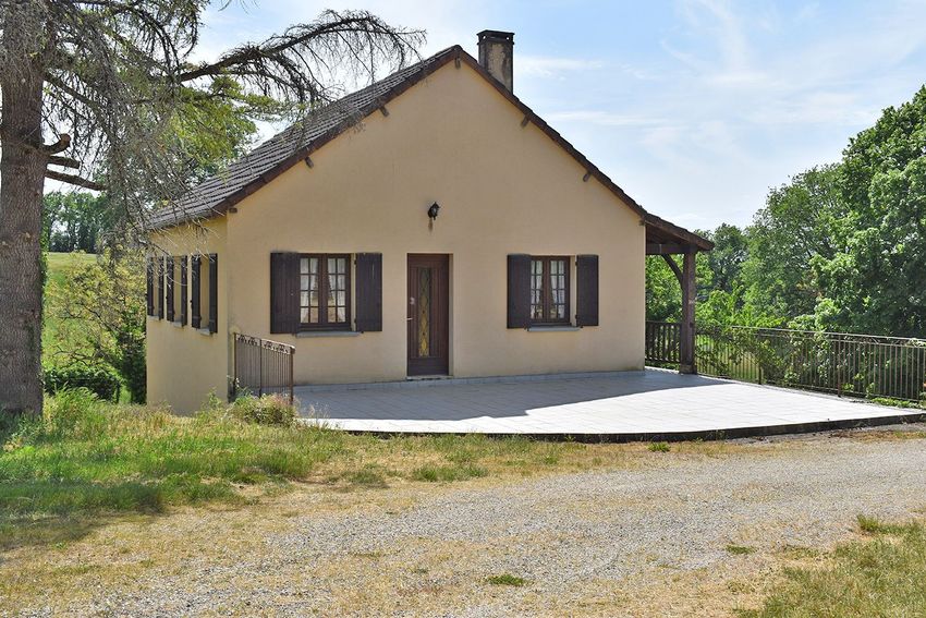 Image Façade à  maison individuelle de Archignac