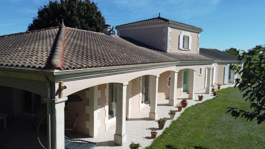 Image Façade à  maison individuelle de Bécheresse