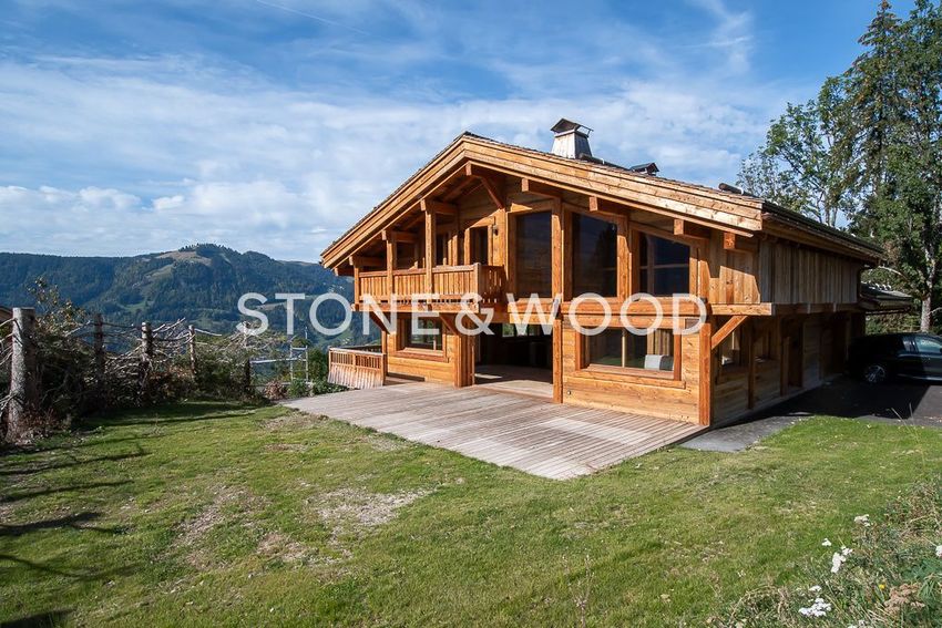 Image Façade à  propriété agricole de La Clusaz