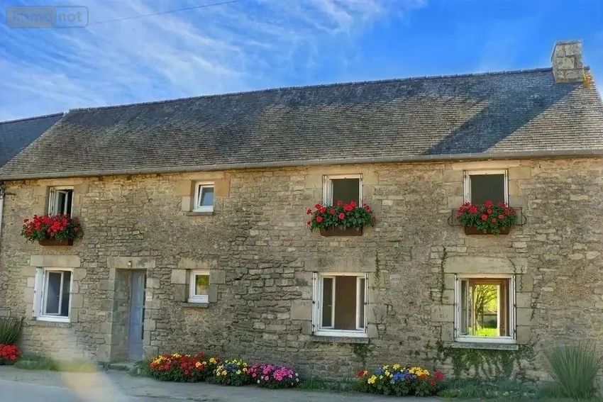 Image Façade à  maison individuelle de Brusvily