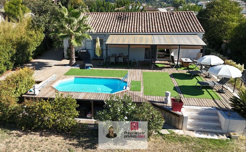 Image Piscine à  maison individuelle de Draguignan