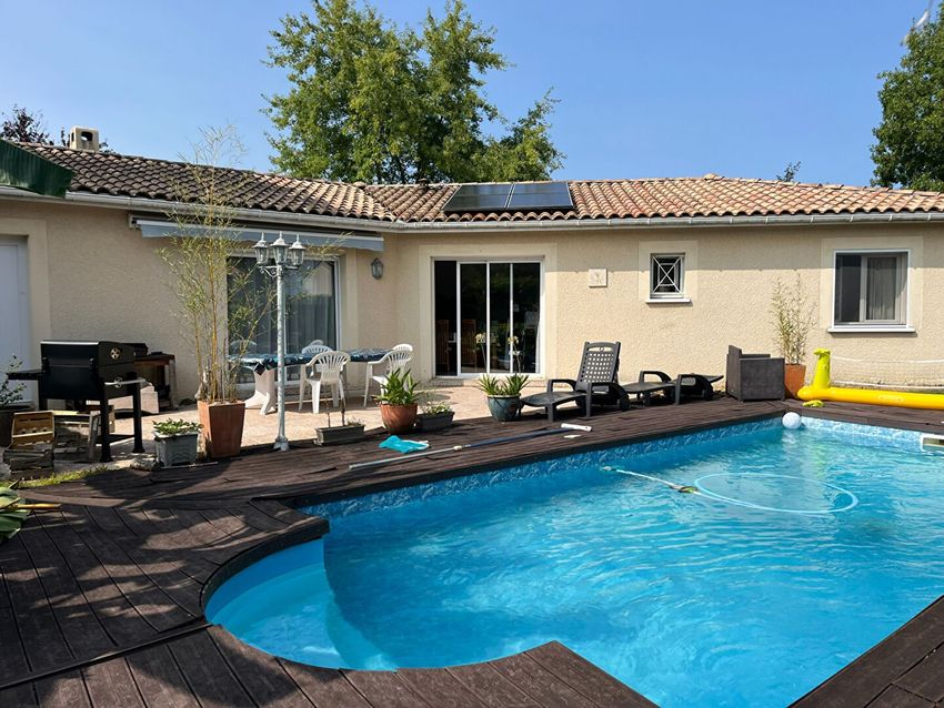 Image Piscine à  maison individuelle de Sadirac