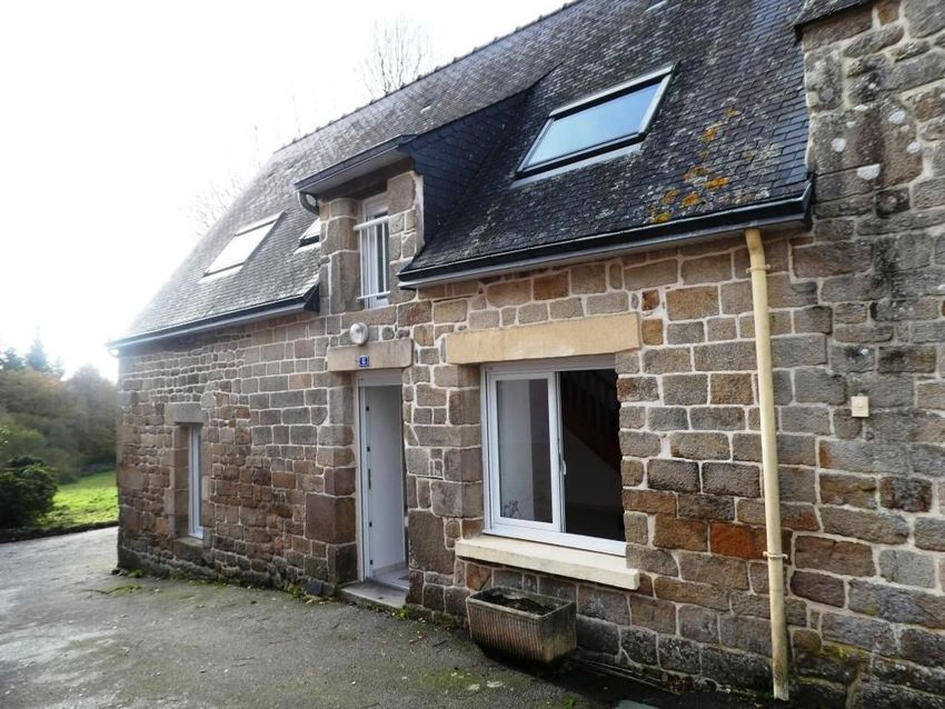 Image Façade à  maison individuelle de Langoëlan