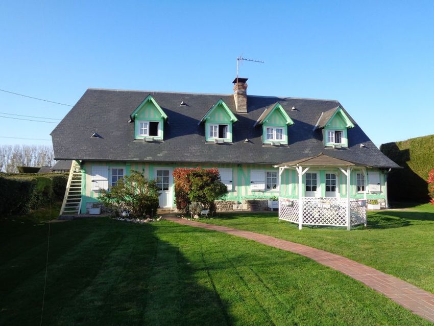 Image Façade à  maison individuelle de Bouquetot
