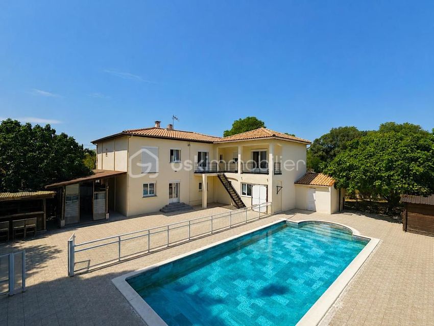 Image Piscine à  propriété agricole de Fabrègues