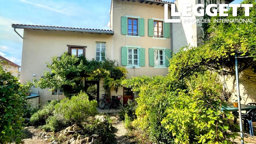 Image Façade à  maison mitoyenne de Bellac