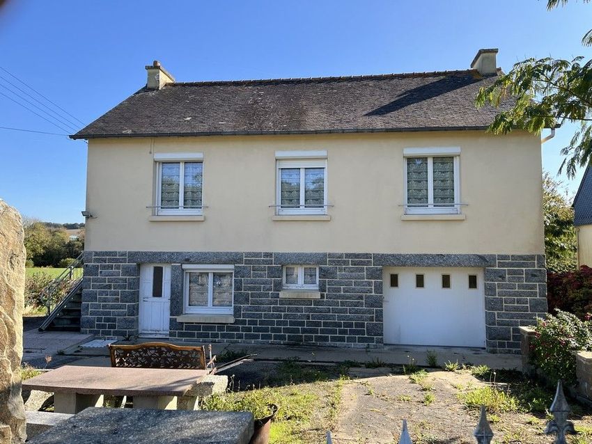 Image Façade à  maison individuelle de Saint-Nicolas-du-Pélem