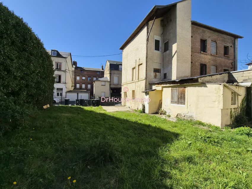 Image Façade à  villa de Elbeuf