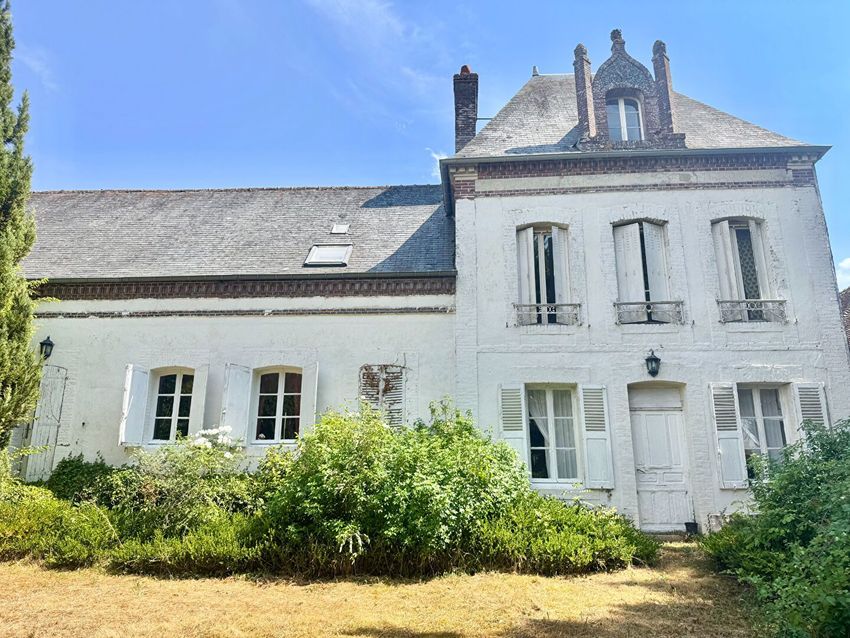 Image Façade à  manoir de Charencey