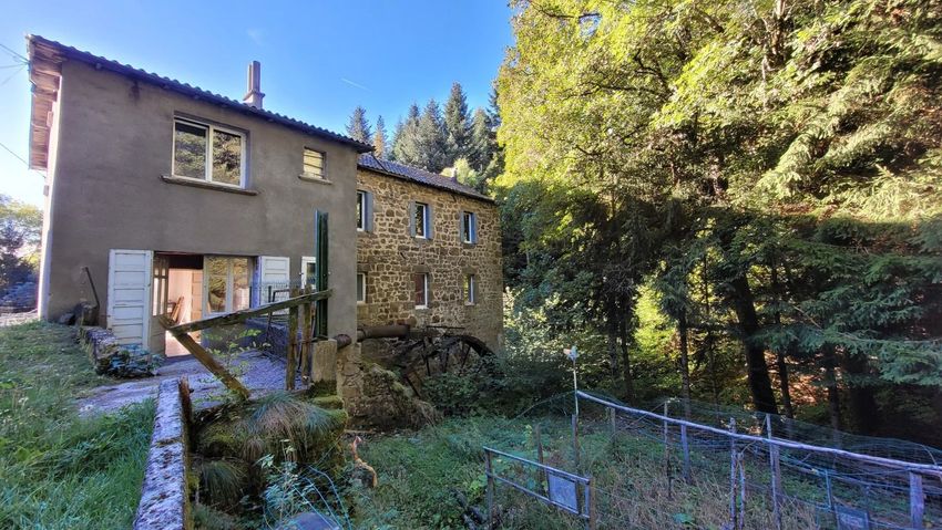 Image Façade à  propriété agricole de Saint-Agrève