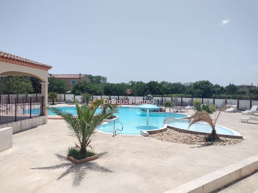 Image Piscine à  maison jumelée de Homps
